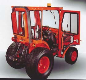 Kubota B7100 Backhoe Pictures